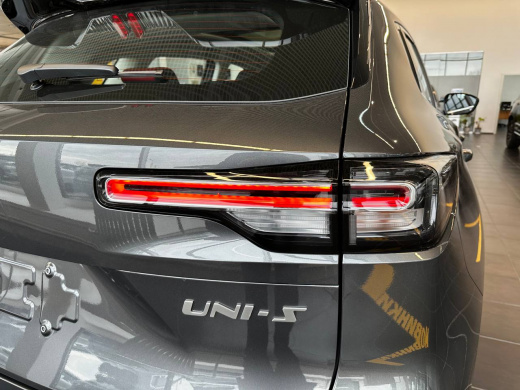 CHANGAN UNI-S 
