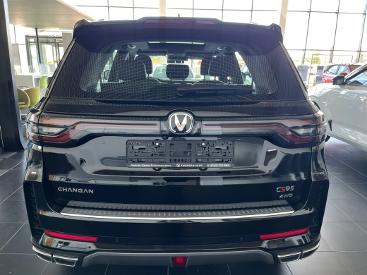 Changan CS95 