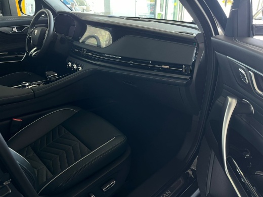 Changan CS95 