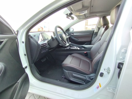 CHANGAN EADO PLUS