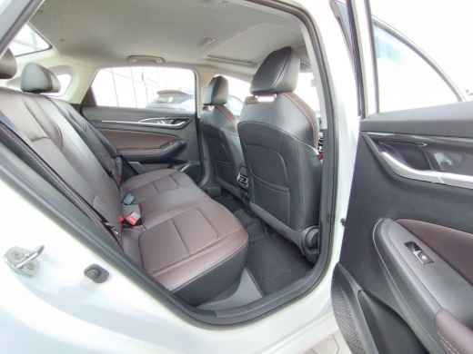 CHANGAN EADO PLUS