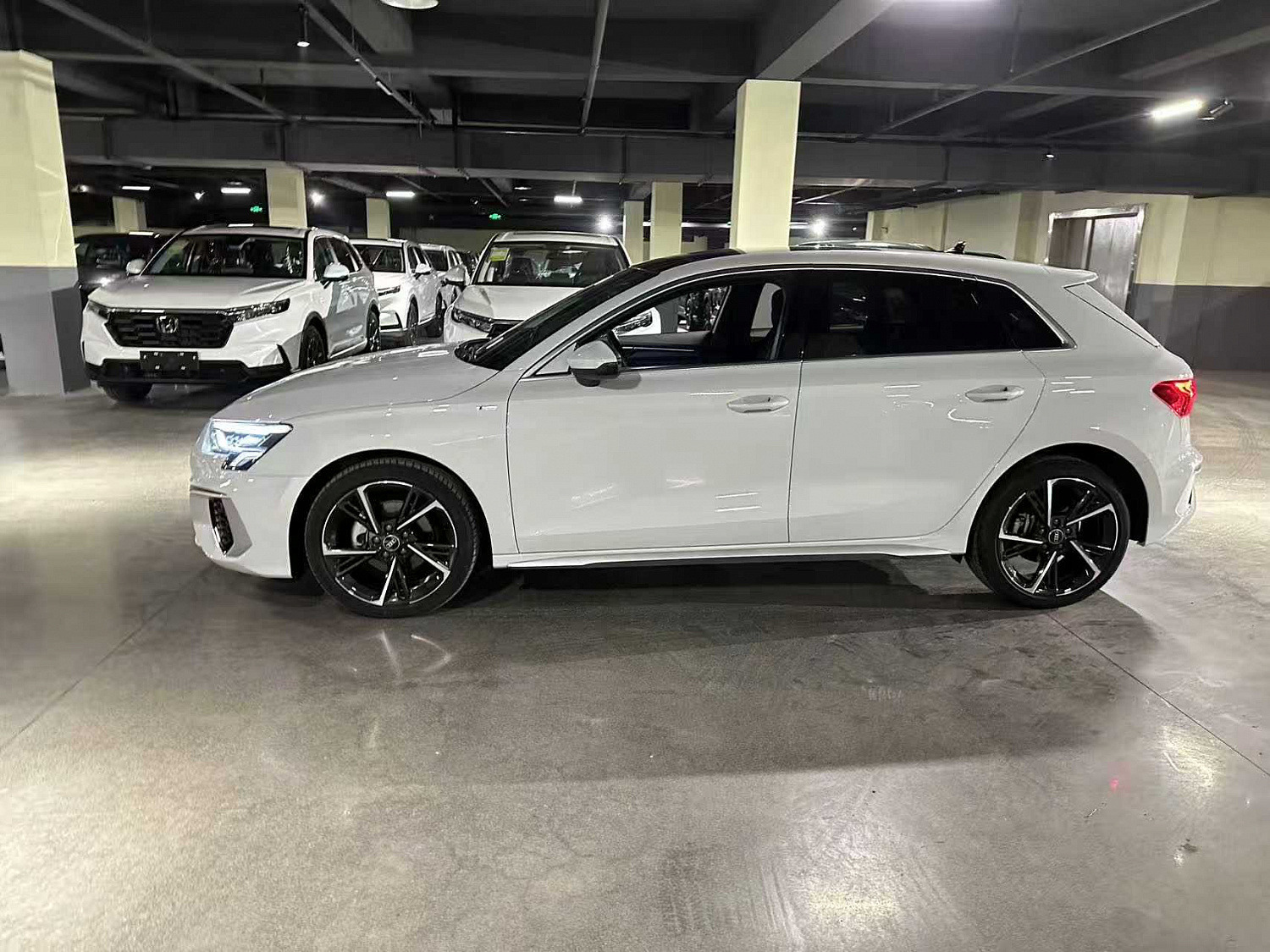 AUDI A3 2023