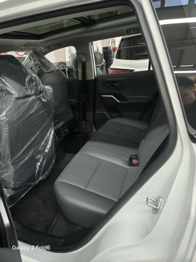 TOYOTA RAV 4 2026 4WD LUXURY